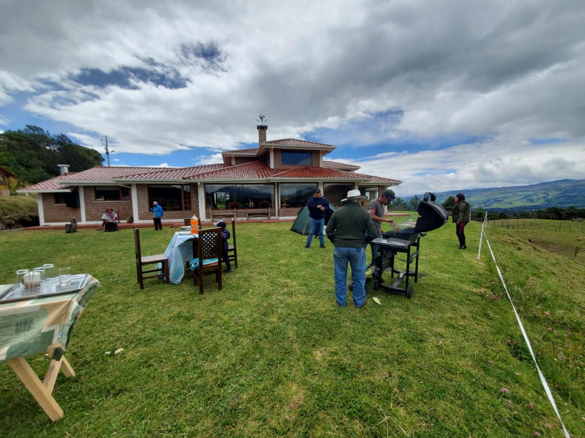 Balcon Al Cotopaxi Hosteria Sangolqui Exterior photo